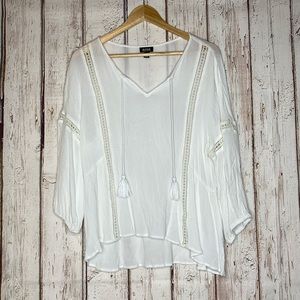 3/$25 White a.n.a boho blouse large